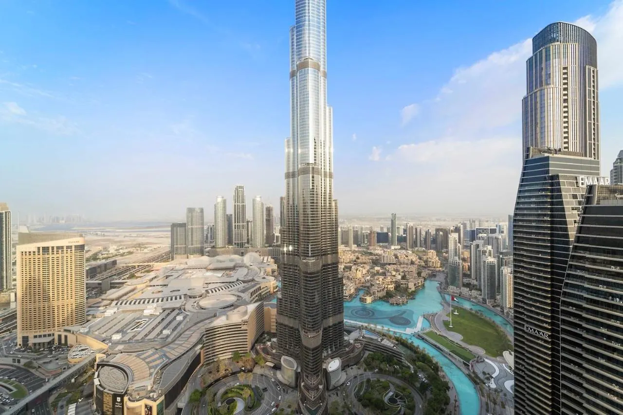 アパート First Class 3Br With Full Burj Khalifa And Fountain View ドバイ