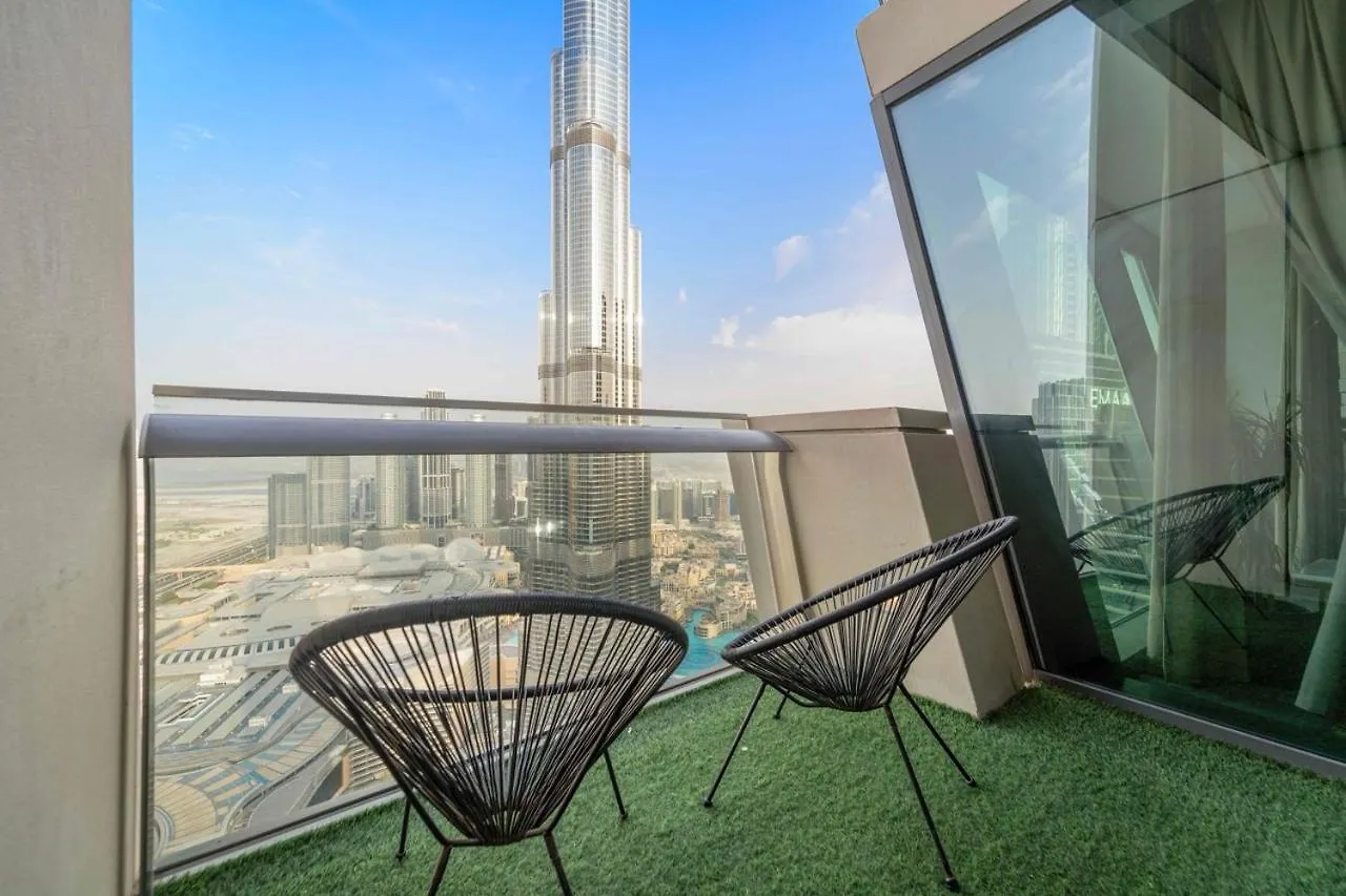 First Class 3Br With Full Burj Khalifa And Fountain View ドバイ