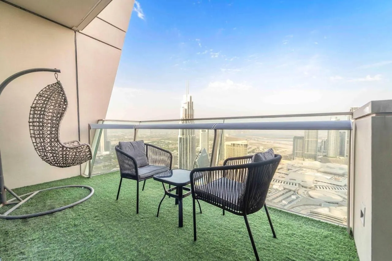 First Class 3Br With Full Burj Khalifa And Fountain View Dubai Apartment