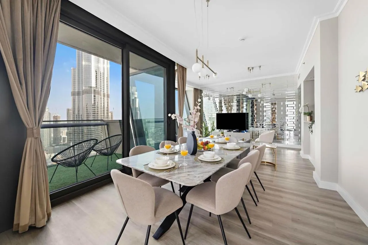 First Class 3Br With Full Burj Khalifa And Fountain View Dubai United Arab Emirates